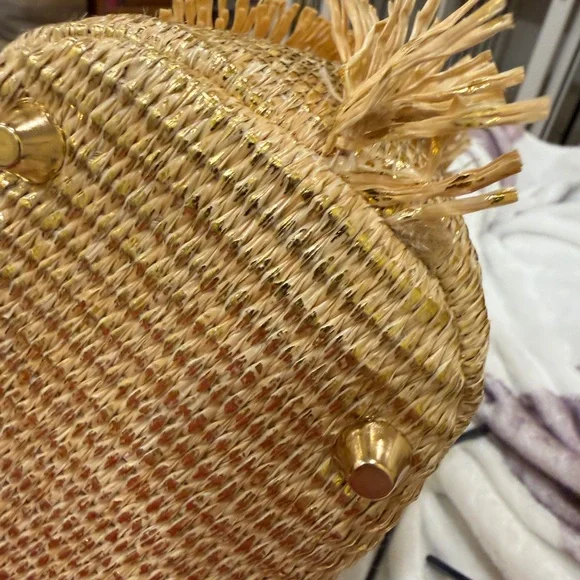 NWT Tommy Bahama Gold and Tan woven bag with Bamboo Handle & Crossbody Strap - Picture 14 of 16